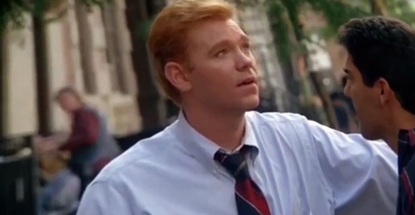 NYPD Blue S01 E03