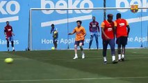 El golazo de Riqui Puig en el entrenamiento del Barça / FCB