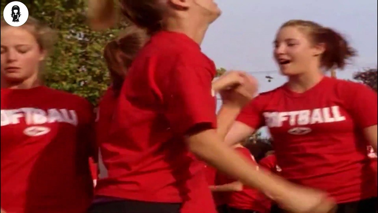 Beautiful Girl Pretends To Be Fat Using Fat Suit & Surprises Everyone When She Reveals Her Body