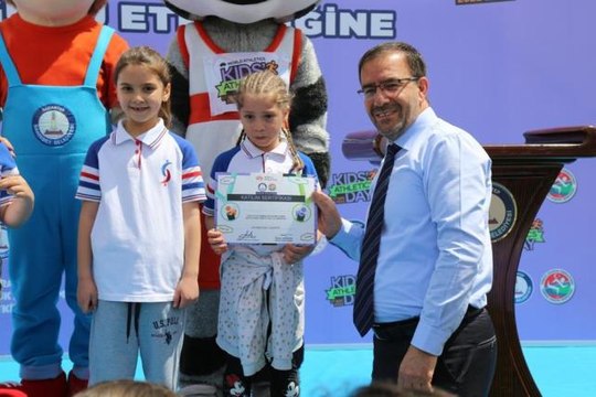 Dünya Atletizm Günü 81 ilde çocuk şenlikleriyle kutlandı