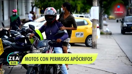 Motos circulan en la CDMX con permisos apócrifos que valen 100 pesos