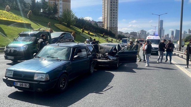 TEM Otoyolu’nu kilitleyen kaza