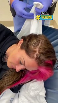 Rùng mình cảnh tượng người phụ nữ phát hiện sinh vật lạ chui vào tai