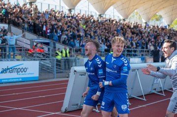 "Zu 99 % durch": VfB Oldenburg nach spektakulärem Sieg über HSV II fast Nord-Meister