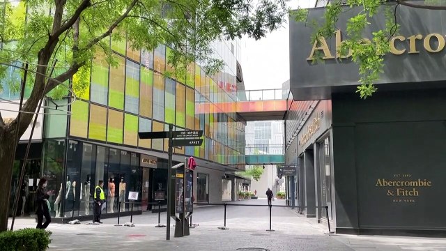 Restrições anticovid tranformam Pequim em cidade fantasma