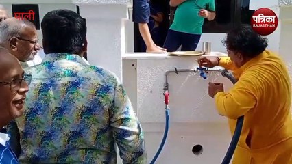 पेयजल संकट से निजात पाने के लिए मोहल्लेवासियों ने उठाया ये कदम, अब घर-घर पहुंच रहा मीठा पानी