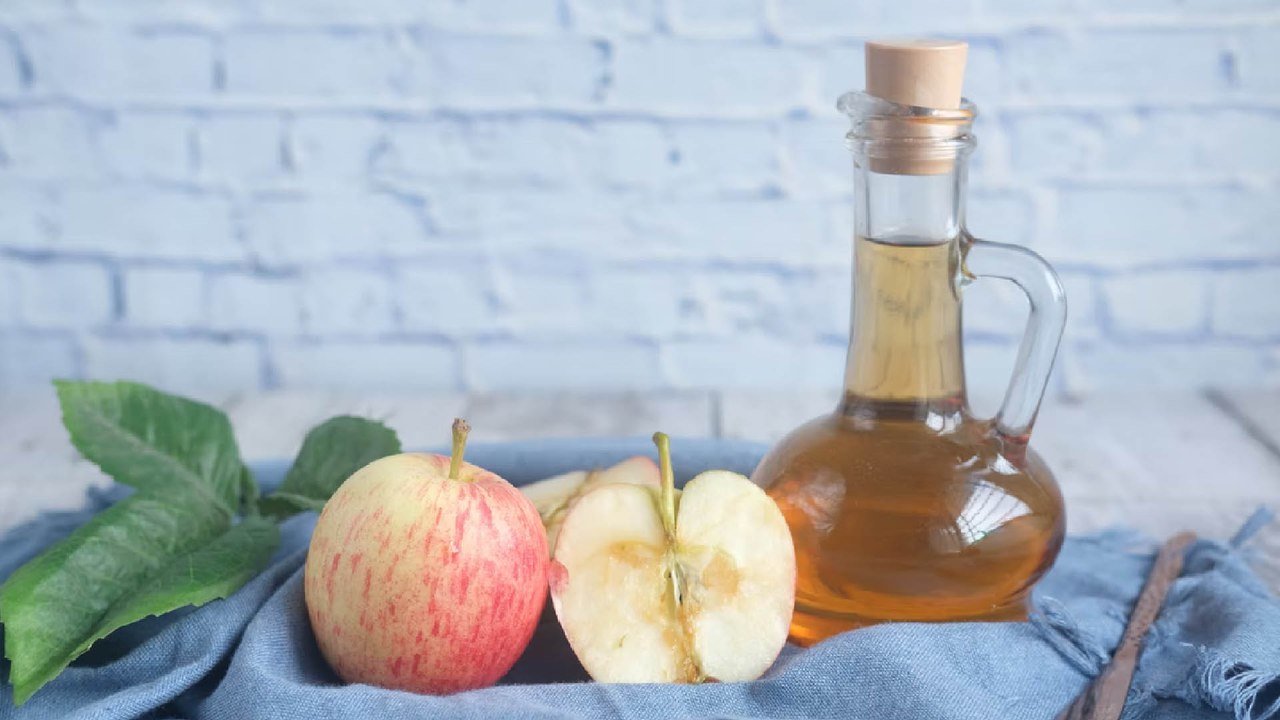 8 Propiedades y Beneficios del VINAGRE DE MANZANA 