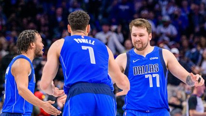 Mavericks Defend Home Court To Even Series 2-2 Vs. Suns