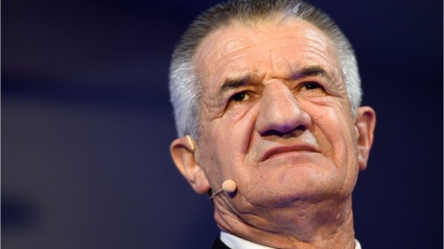 VOICI : Élections législatives : Jean Lassalle remplacé par... son frère Julien