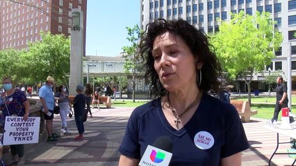 MAYRA: Protesta por el aumento de los impuestos en El Paso