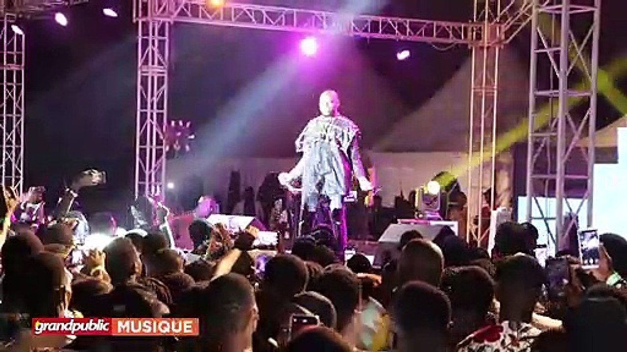 PRESTATION DE FIRST KING ... VANO BABY RASSEMBLEMENT DU GANG