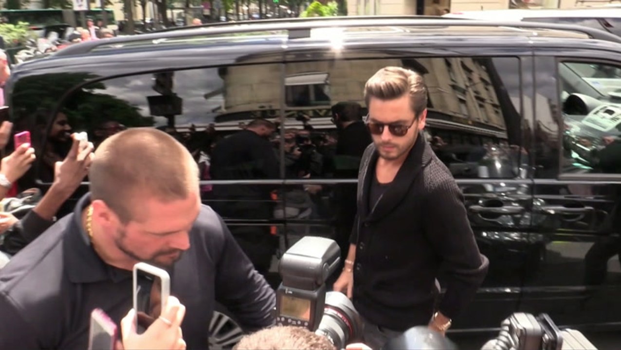 Scott Disick Spotted Leaving Miami Restaurant With Mystery Girl