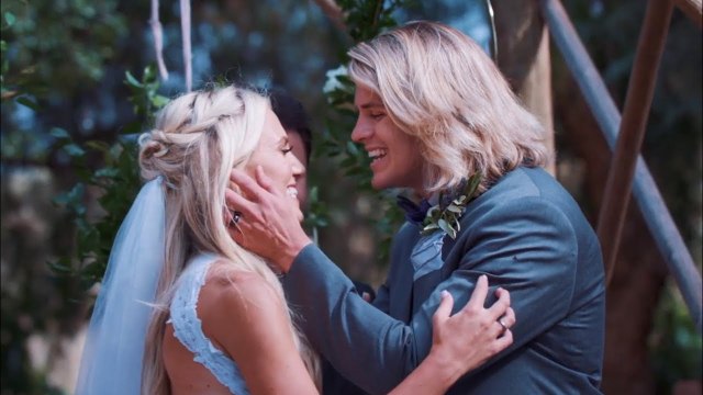 WHY 2017 WAS THE BEST YEAR OF OUR LIVES - COLE, SAVANNAH, & EVERLEIGH