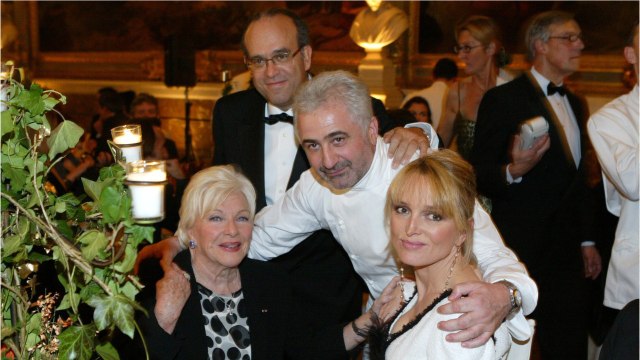 FEMME ACTUELLE - Line Renaud : pourquoi sa relation fusionnelle avec Claude Chirac a rendu un peu jalouse Bernadette Chirac ?