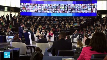 ماكرون وشولتز يدعوان لإنشاء منظمة سياسية أوروبية تضم أوكرانيا