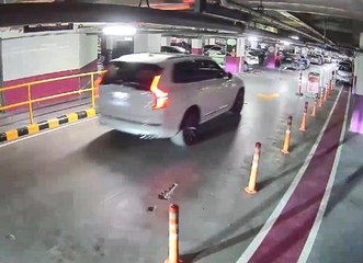 Bankadan takip ettiler sinyal kesiciyle otomobildeki paraların yarısını çaldılar