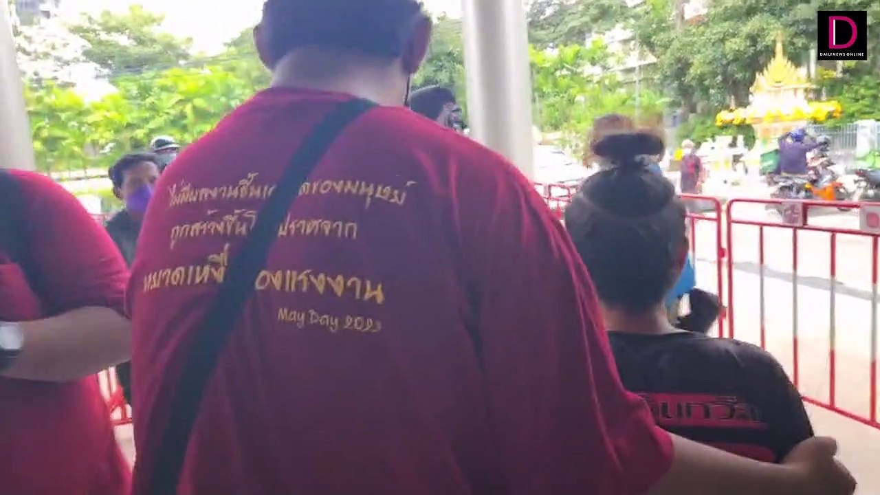 ‘‘เค ร้อยล้าน’’ เดือดปรี่ตบหน้า ‘‘ป้าเป้า’’ กลางผู้ชุมนุมสกายวอล์ค  | เดลินิวส์ 10/05/65