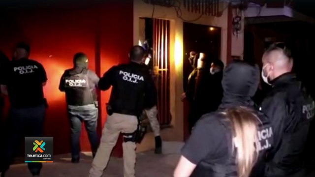 tn7-allanamientos-sagrada-familia-100522