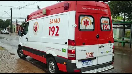 Jovem de 27 anos é socorrido pelo Samu no Bairro Santa Cruz