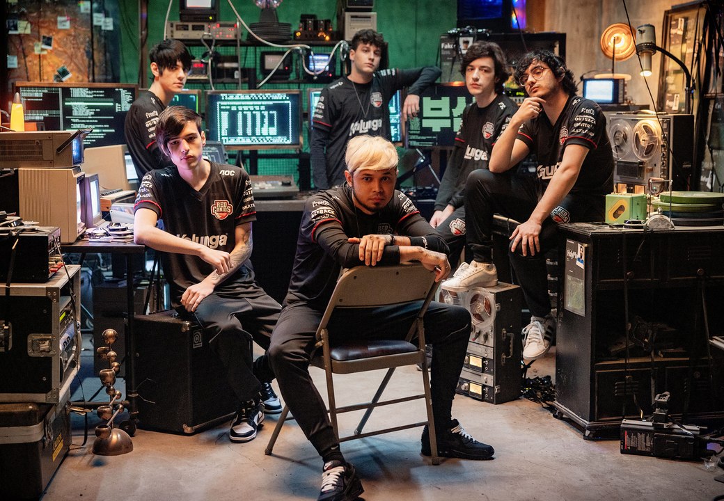 MSI 2022: Jogando muito bem, RED Canids estreia...