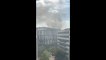 Hauts-de-Seine: Un impressionnant incendie en cours dans les anciens locaux de Canal+ à Issy-les-Moulineaux