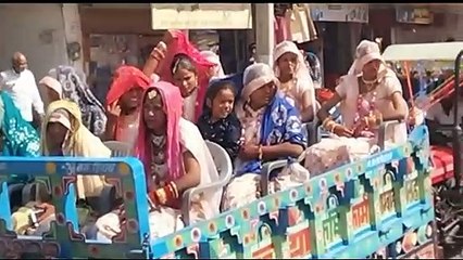 सामूहिक विवाह सम्मेलन में 35 जोडों का हुआ विवाह