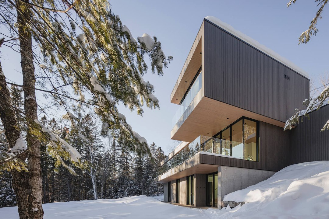 The Lantern Residence in Val-Morin, Canada by MU Architecture