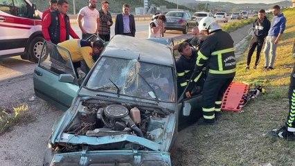 KIRIKKALE - Su kanalına düşen otomobildeki 2 kişi yaralandı