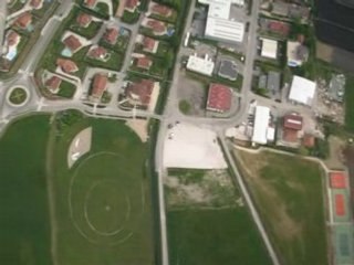 Base jump largage d'un parapente 500 metre sol