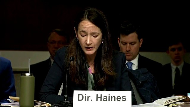 الاستخبارات الأميركية ترجح إطالة أمد الحرب في أوكرانيا