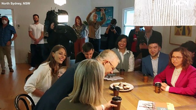 Opposition leader Anthony Albanese meets with The Parenthood in North Sydney, NSW | May 11, 2022 | Canberra Times