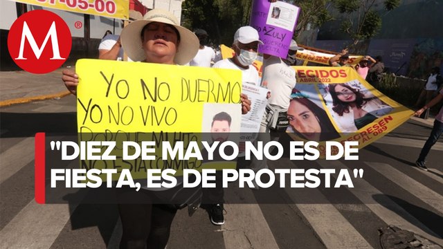 Nada que celebrar : madres y familiares marchan por desaparecidos en México