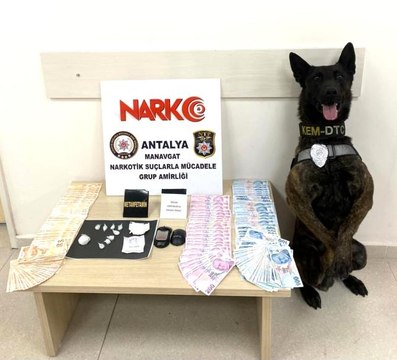 Uyuşturucu satıcılarından basın mensubuna: Baronları çek dayı baronları, bizi değil