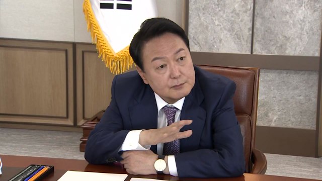 윤석열 대통령 구두 밑창 닳게 일해야...소상공인 손실보상 신속히 / YTN