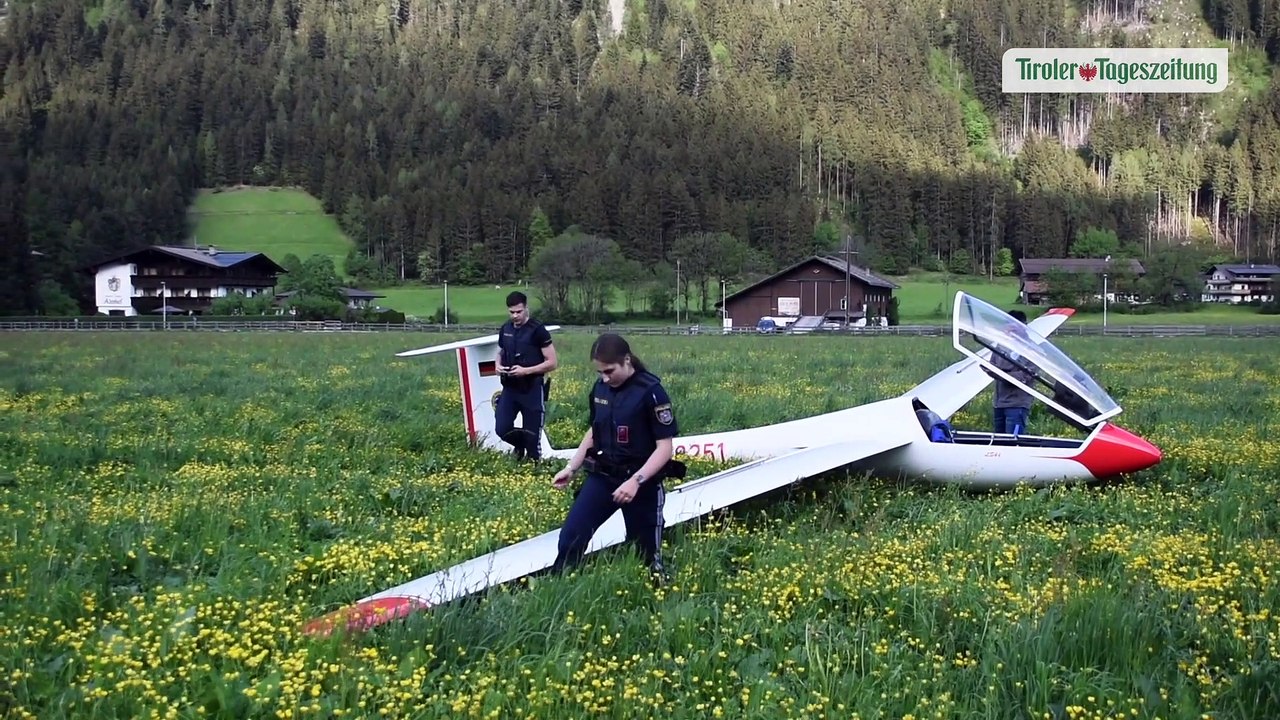 17-Jähriger musste mit Segelflieger in Strass notlanden