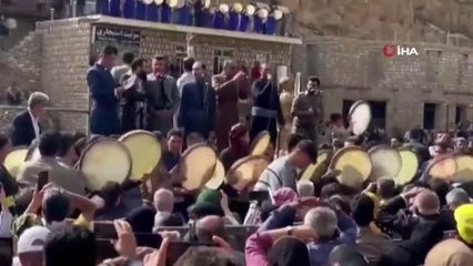 İran'daki şenlikte nefes kesen tef gösterisi