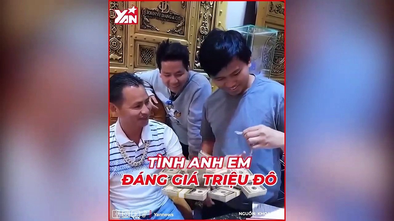 : Người giải nghệ, người gặp Justin Bieber