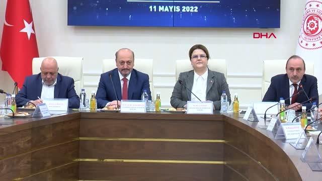 Bakan Yanık, Bakanlık ile Öz-Sağlık İş Sendikası arasındaki toplu iş sözleşmesi protokol imza törenine katıldı