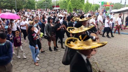 Nicaragüenses despiden a locutor ahogado al tratar de llegar a EEUU