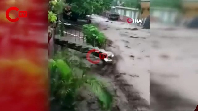 Hindistan'da şiddetli yağışlar sebebiyle 8 kişi öldü