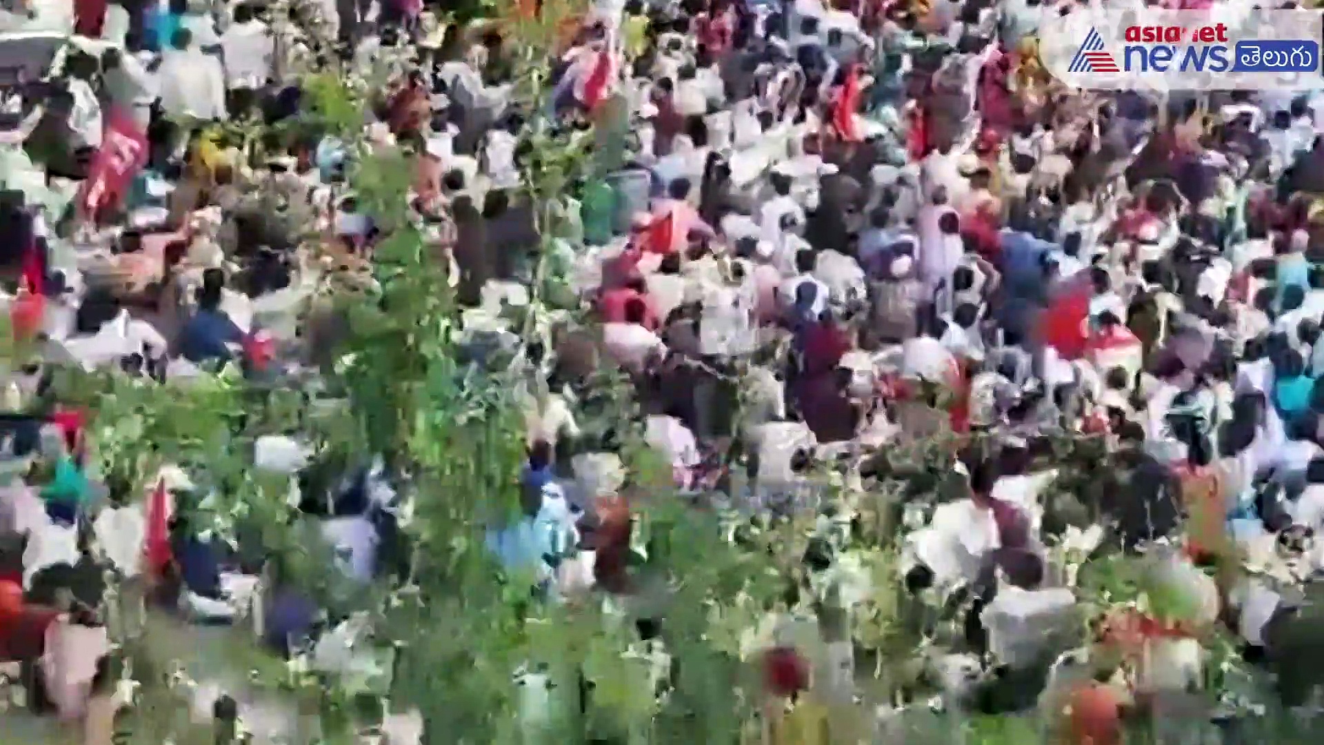 Chalo Vijayawada:పోలీసులను చూసి తగ్గేదేలే... విజయవాడకు ఉప్పెనలా కదిలిన ఉద్యోగులు