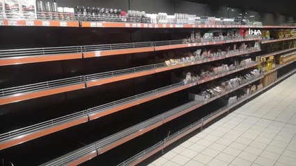 Ukrayna'da market rafları boşaldı