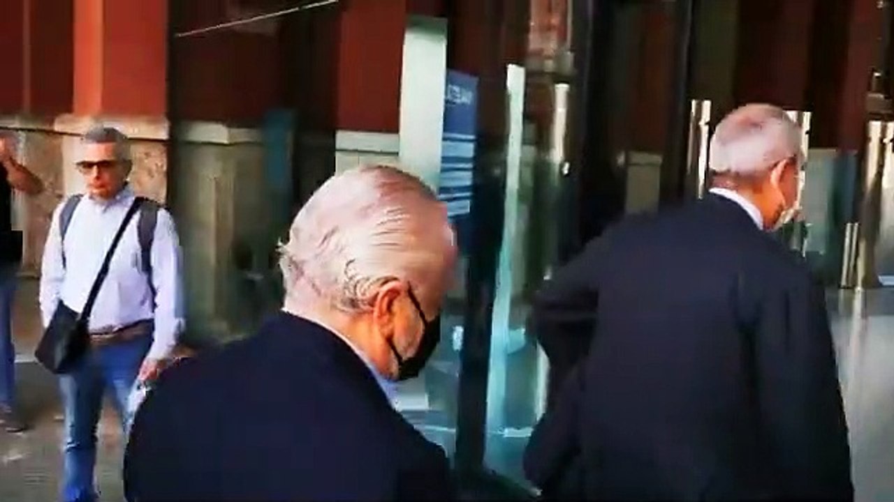 Napoli, De Laurentiis nega selfie ad un tifoso: "Io non sono della Juventus"