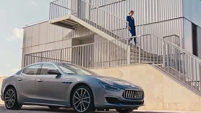 Maserati Ghibli GT Hybrid 330 2022