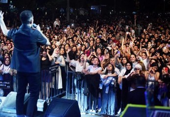 MANİSALILAR OĞUZHAN KOÇ KONSERİYLE COŞTU