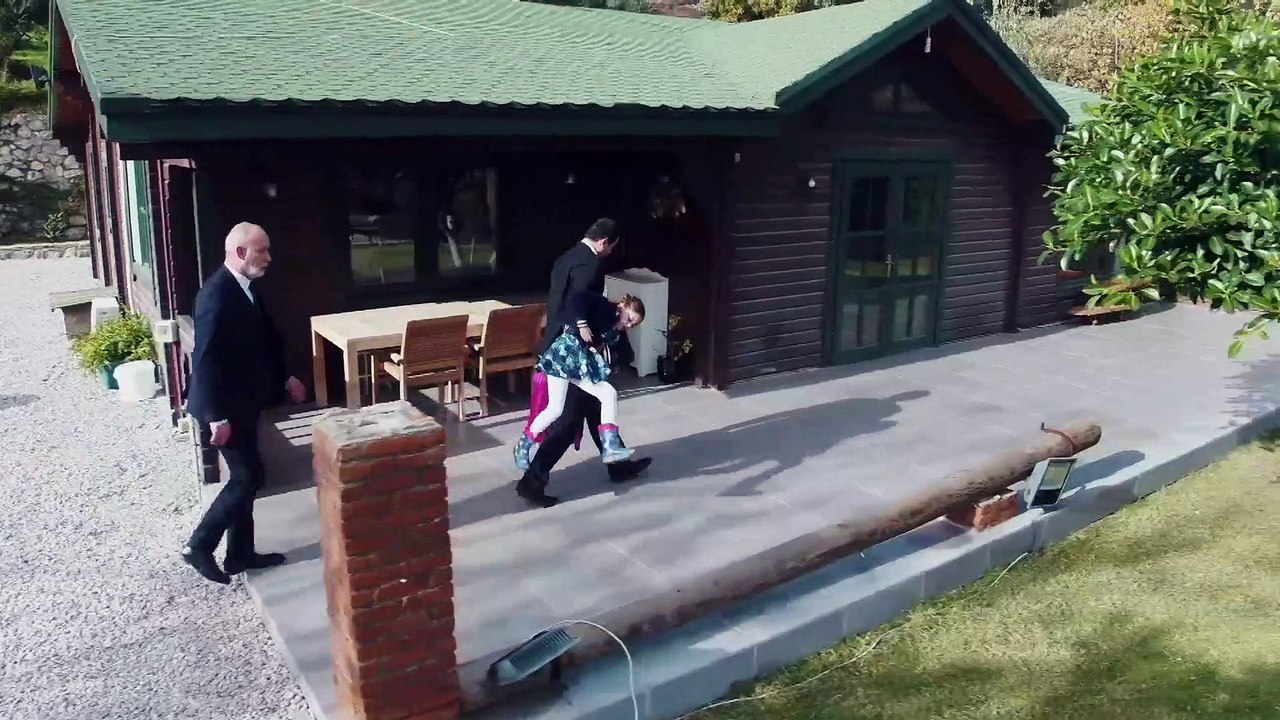 La Hija del Embajador - Sefirin Kizi - Capítulo 9 (AUDIO ESPAÑOL)