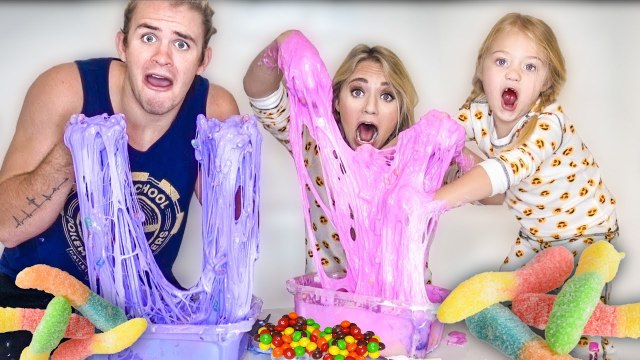 MAKING GIANT CANDY SLIME AND MIXING SLIMES MAKES HUGE DISASTER!!!