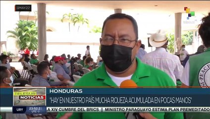 Télécharger la video: Campesinos demandan a Gobierno hondureño legalización de tierras para garantizar su soberanía