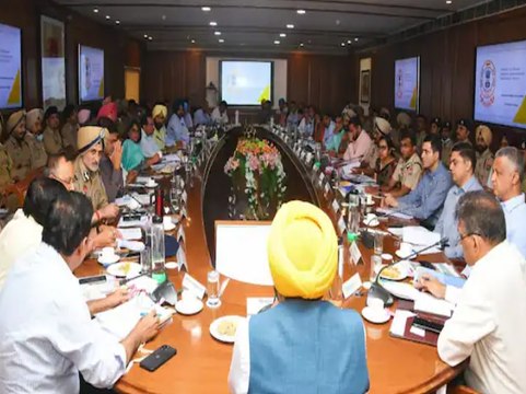 ਨਸ਼ਿਆਂ ਦੇ ਮੁੱਦੇ 'ਤੇ CM Punjab ਦੀ Police ਅਫ਼ਸਰਾਂ ਨਾਲ ਮੀਟਿੰਗ ਸਮਾਪਾਤ @ABP Sanjha ​