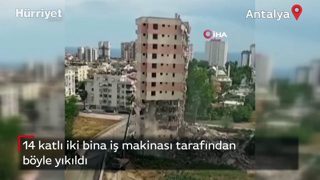 14 katlı iki binanın yıkımı kameralara yansıdı